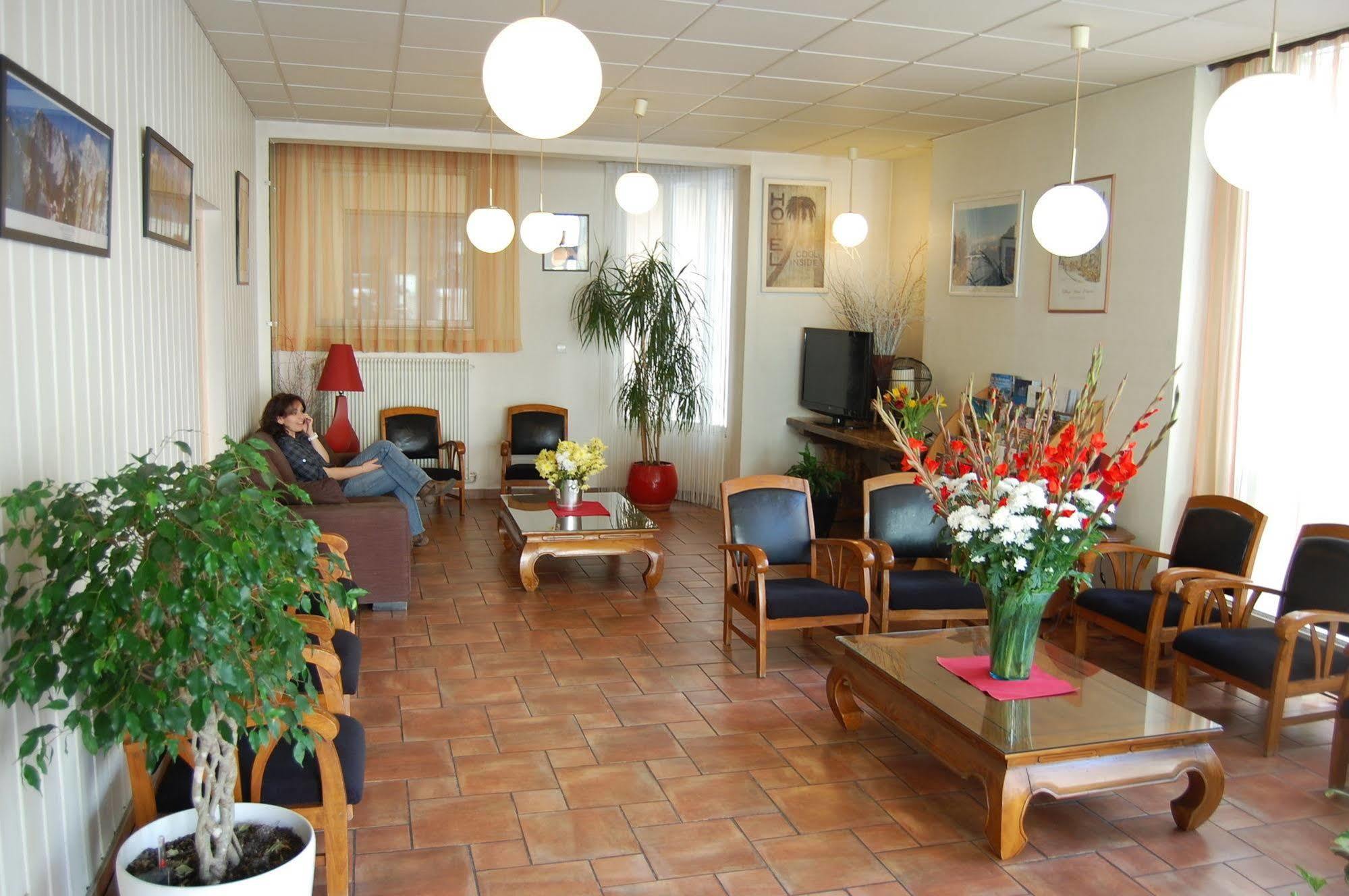 Greet Hotel Grenoble Centre Gare Exterior photo