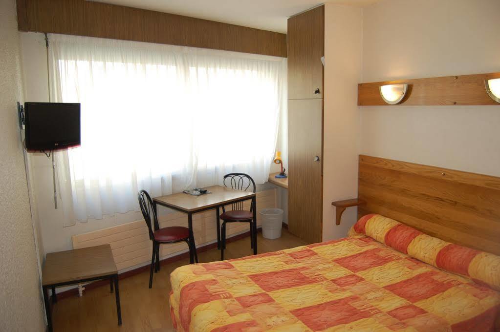 Greet Hotel Grenoble Centre Gare Exterior photo